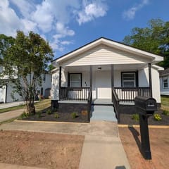 3BR 2Bath near Bon Secours SF Hospital with Fence