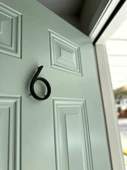 Homey 1BR with Style & Amenities