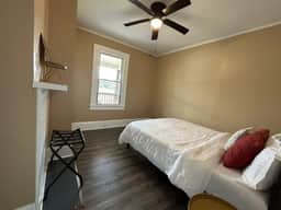 3BR 2B with Fenced Back Yard