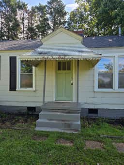 1BR Close to Haywood Mall and Woodruff Rd