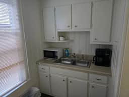 1BR Close to Haywood Mall and Woodruff Rd