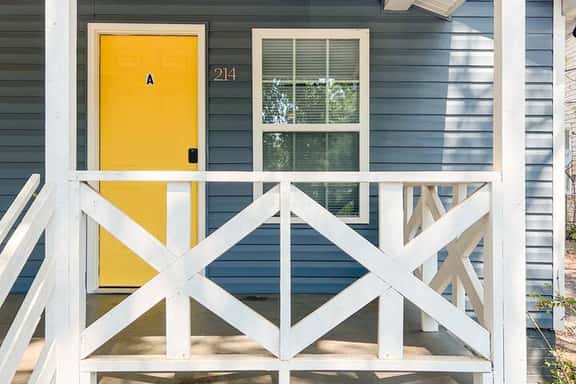 Cozy 1BR Close to Downtown & Drive Baseball - Image 1