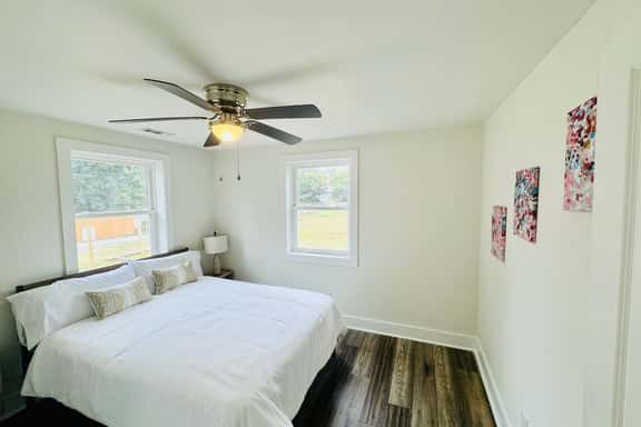 Cozy Modern 2BR by Swamp Rabbit - Image 1