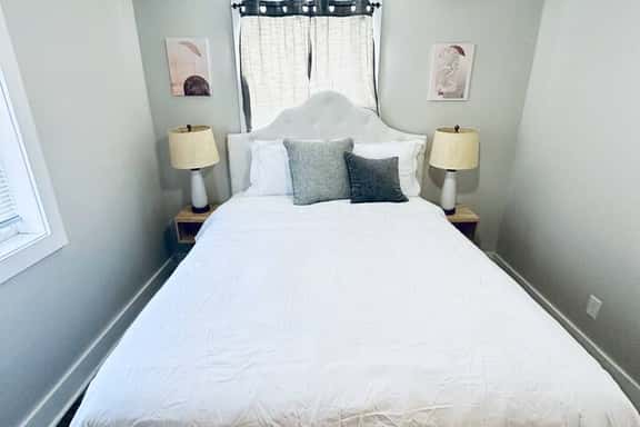 2BR Retreat near Swamp Rabbit - Image 1