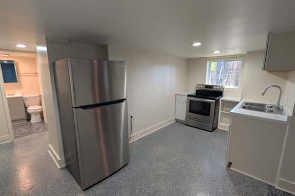 1 BR Near Haywood Mall and Woodruff Rd - Image 1