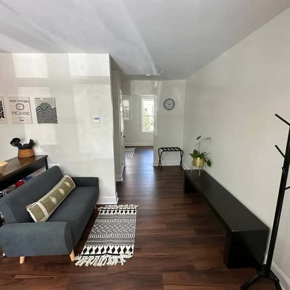 1BR 1B Hotel Like Ground Floor - Image 1
