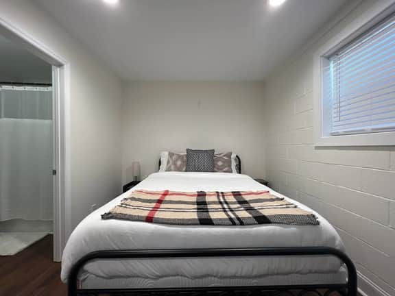 1BR Near Downtown & Mountain Goat Coffee