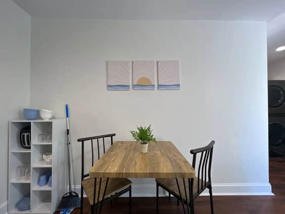 1BR Fully Handicap Accessible Near Downtown