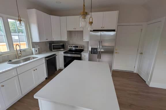 Brand New 3BR Near Cherrydale & Furman Large Yard