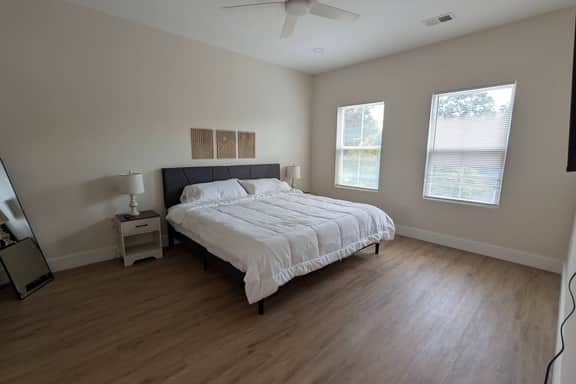 Brand New 3BR Near Cherrydale & Furman Large Yard - Image 2