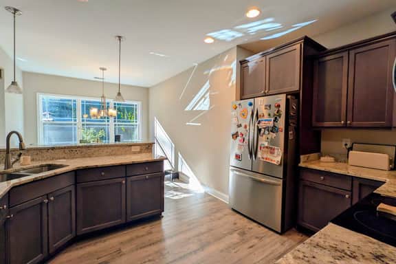 4 BR Beautiful House Close to Wade Hampton - Image 3